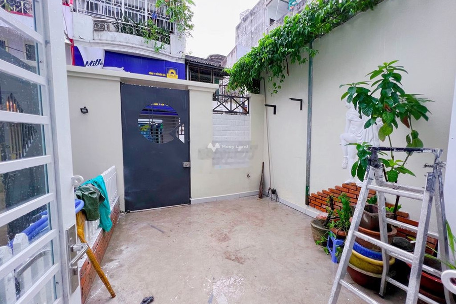 Diện tích như sau 55m2, cho thuê nhà ở vị trí đẹp tại Vạn Kiếp, Hồ Chí Minh, trong nhà nhìn chung bao gồm 2 PN, 2 WC nội thất sang trọng-01