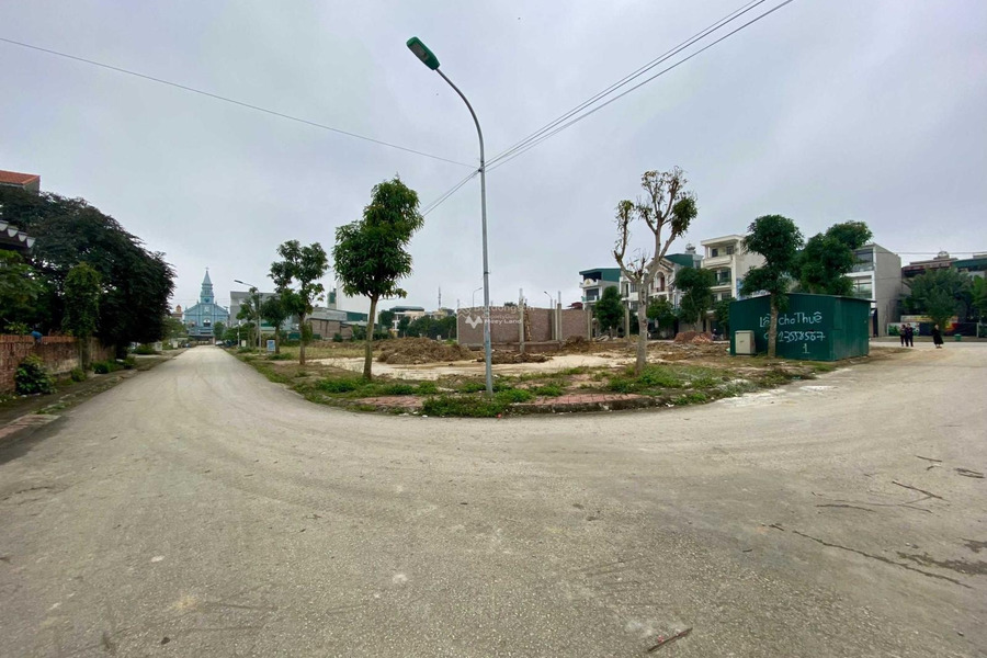 Giá bán thực tế chỉ 1.8 tỷ bán đất có diện tích rộng 75m2 mặt tiền tọa lạc tại Nguyễn Phúc, Nam Ngạn, hướng Đông - Bắc-01