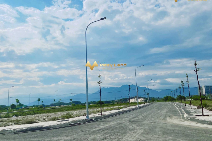 Khoảng từ 2.05 tỷ bán đất diện tích khoảng 108 m2 vị trí đẹp ngay ở Đường Nguyễn Tất Thành, Phường Cam Nghĩa, hướng Bắc-01