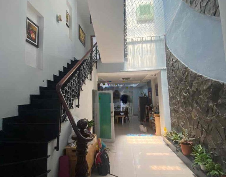 Cho thuê nhà có một diện tích 100m2 vị trí đặt ngay Thới An, Hồ Chí Minh giá thuê hữu nghị từ 12 triệu/tháng-01