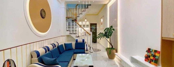 Ngôi nhà gồm có 4 PN bán nhà diện tích 60m2 vị trí mặt tiền ngay ở Quận 3, Hồ Chí Minh-02