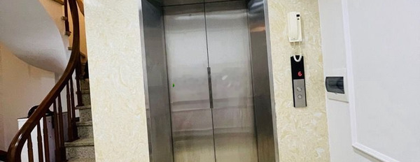 Cho thuê nhà Trần Quốc Hoàn, Thông sàn, thang máy, 65m, 6 tầng, 35tr -02