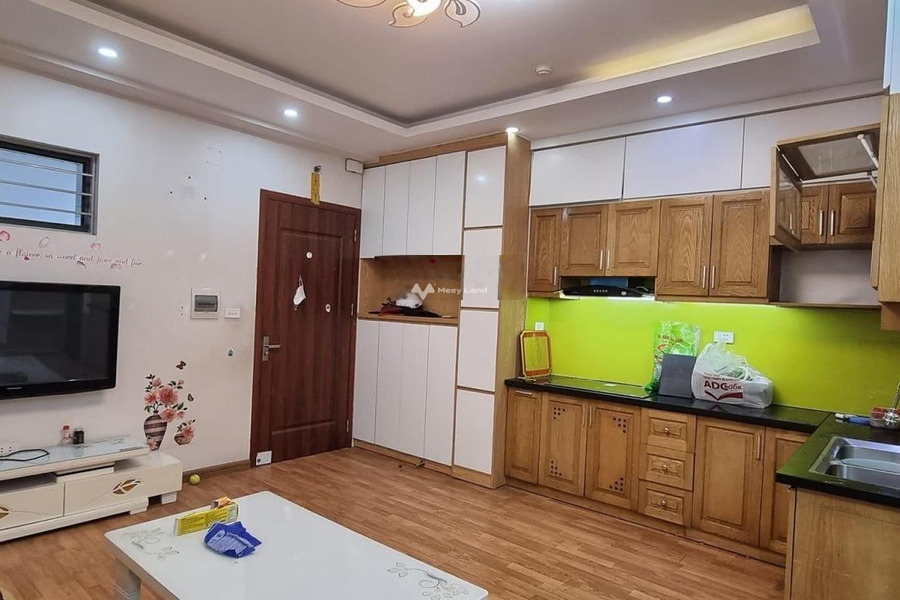 Tổng quan trong ngôi căn hộ gồm 2 phòng ngủ, bán chung cư hướng Đông - Bắc vị trí trung tâm Hoàng Mai, Hà Nội, căn này có 2 PN, 2 WC ban công view đẹp-01