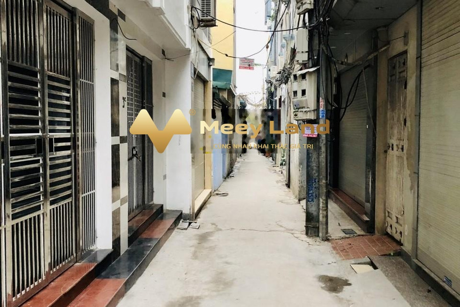 Cần cho thuê nhà ở mặt tiền tọa lạc tại Đường Nam Dư, Quận Hoàng Mai, giá cực rẻ chỉ 4.5 triệu/tháng có dt thực 25 m2 giá rẻ bất ngờ-01