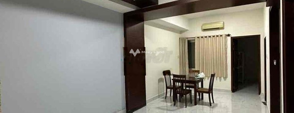 Căn hộ 2 phòng ngủ, bán căn hộ vị trí mặt tiền nằm tại Quận 4, Hồ Chí Minh, tổng quan ở trong căn hộ gồm 2 PN, 1 WC trao đổi trực tiếp-02