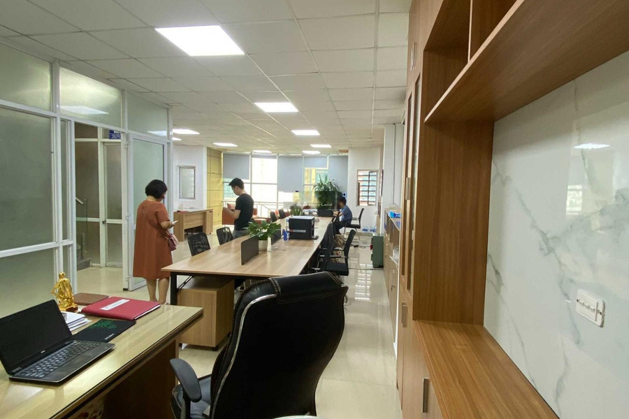Cho thuê sàn văn phòng thuê ngay với giá đàm phán chỉ 18 triệu/tháng vị trí thuận lợi tại Dịch Vọng, Hà Nội có diện tích khoảng 90m2-01