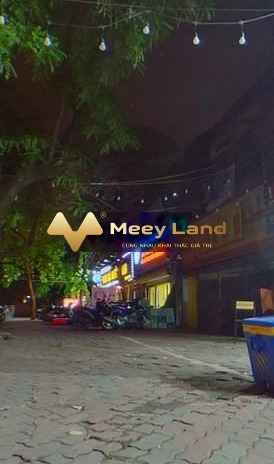 Cho thuê cửa hàng diện tích 180m2, vị trí thuận tiện Đặng Văn Ngữ, Nam Đồng