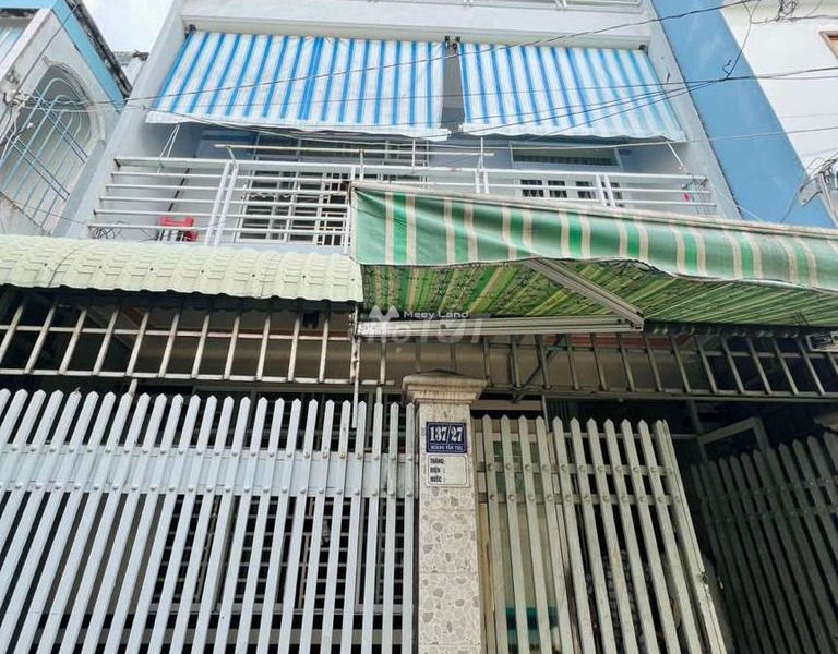 Nằm tại Hoàng Văn Thụ, Ninh Kiều, cho thuê nhà, giá thuê siêu mềm từ 7.5 triệu/tháng với diện tích thực 60m2, trong căn này gồm 2 PN lh ngay kẻo lỡ-01