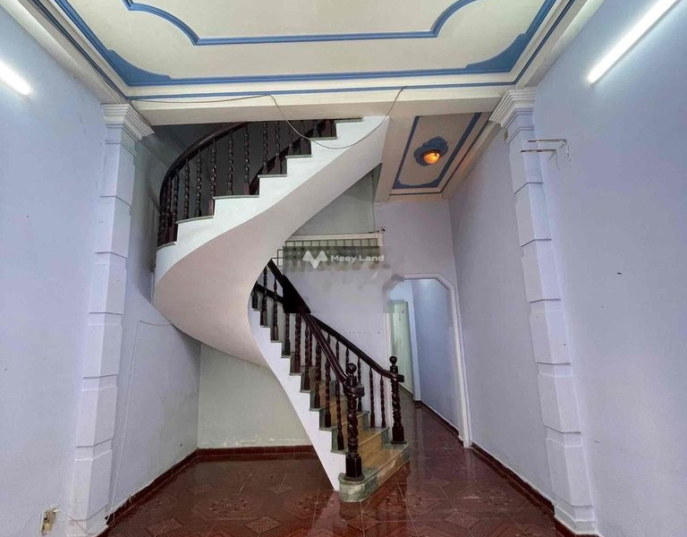Cho thuê nhà nằm ở Tân Sơn Nhì, Hồ Chí Minh, thuê ngay với giá sang tên chỉ 11 triệu/tháng diện tích rộng 68m2, nhà bao gồm 3 phòng ngủ-01