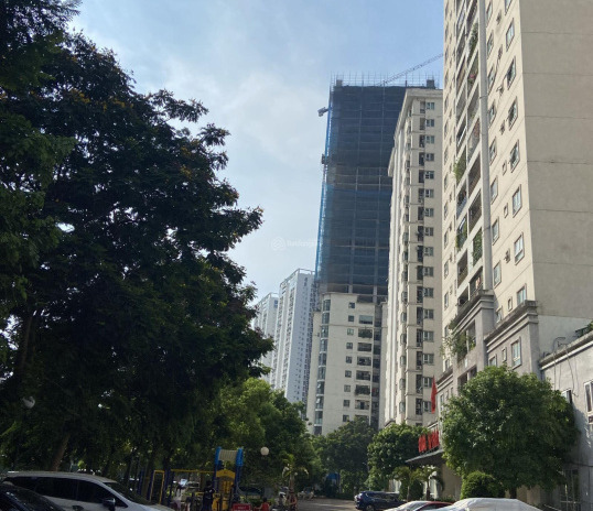Bán căn hộ dịch vụ CT4 - Khu đô thị mới Trung Văn, Tố Hữu 112m, 3 phòng ngủ, 3,15 tỷ
