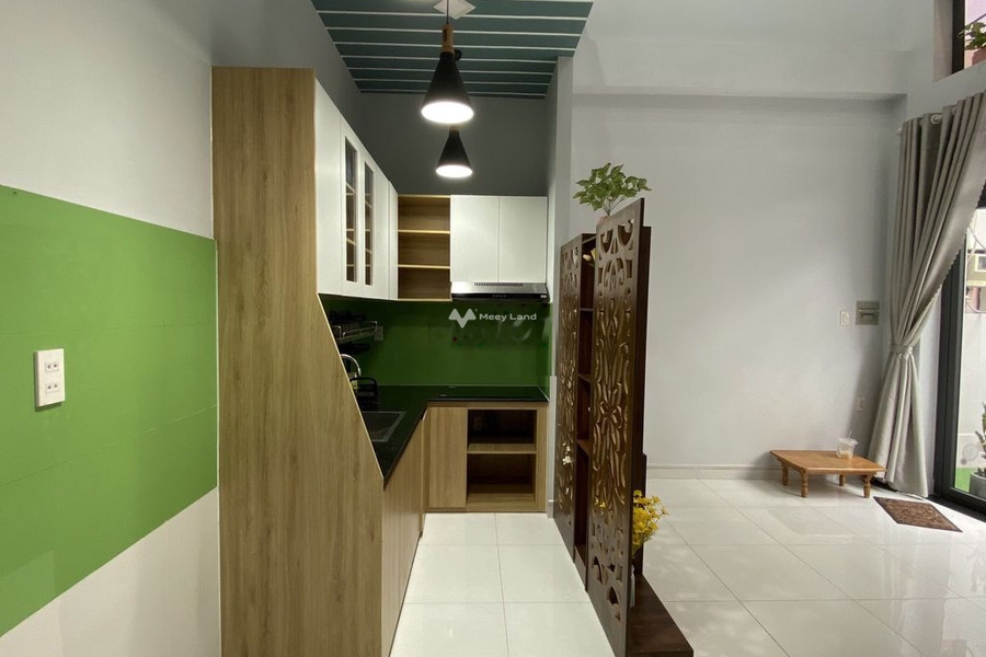 Diện tích chính là 48m2, cho thuê nhà ở vị trí đẹp ngay ở Quận 4, Hồ Chí Minh, trong căn này bao gồm 2 phòng ngủ, 2 WC tin chính chủ-01