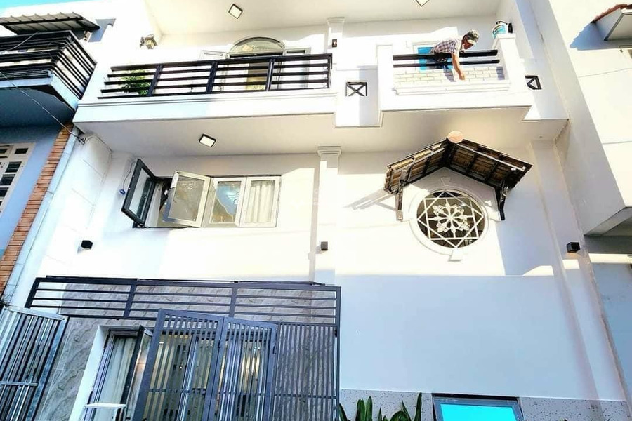 Nhà gồm 4 PN bán nhà ở có diện tích 55m2 bán ngay với giá ngạc nhiên 6.8 tỷ vị trí ngay ở Lam Sơn, Tân Bình-01