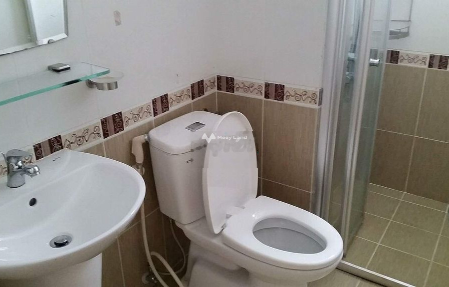 Phước Kiển, Hồ Chí Minh, cho thuê chung cư thuê ngay với giá siêu mềm 9.5 triệu/tháng, trong căn hộ có 2 phòng ngủ, 2 WC khu vực đông đúc-01