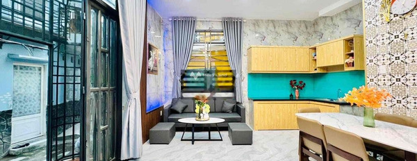 Nhà 3 phòng ngủ bán nhà ở diện tích 38m2 bán ngay với giá chính chủ 3.98 tỷ nằm tại Phường 10, Hồ Chí Minh-02