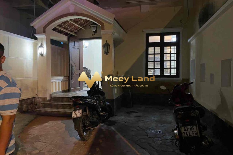 Tôi sắp mua nhà mới cho thuê nhà vị trí đẹp tọa lạc ngay tại Phường 17, Hồ Chí Minh, giá thuê cực rẻ từ 18 triệu/tháng với dt thực 105m2 giá ưu đãi-01