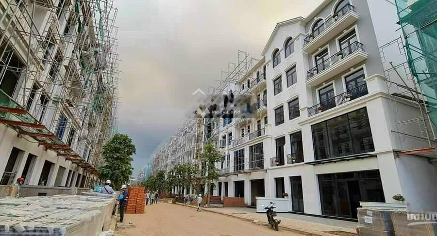 Cho thuê nhà, giá thuê thị trường 25 triệu/tháng diện tích chuẩn là 144 m2 vị trí mặt tiền ngay Quận 9, Hồ Chí Minh-01