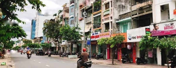 Tại Vĩnh Viễn, Hồ Chí Minh cho thuê nhà giá thuê cực mềm chỉ 22 triệu/tháng, tổng quan trong nhà 4 PN, 5 WC-03