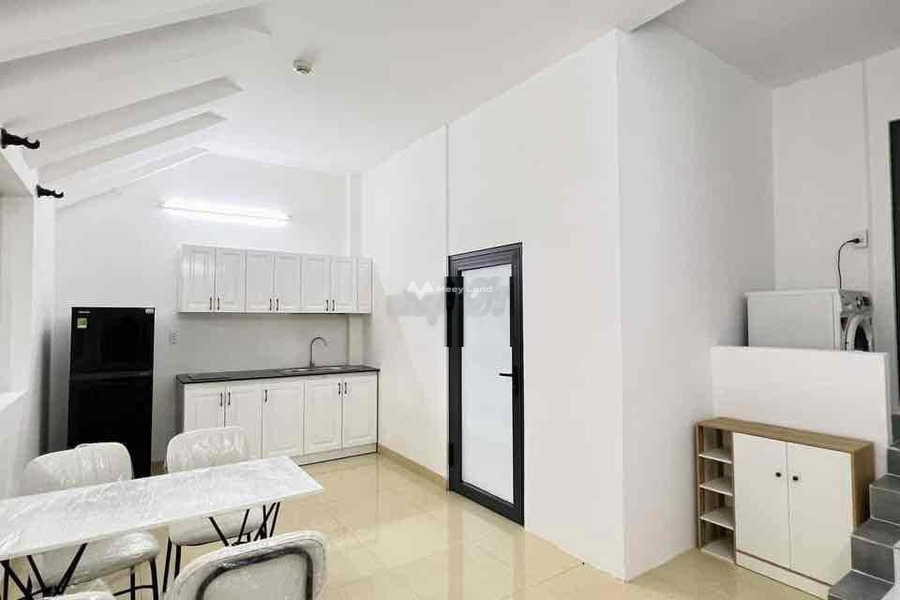 Chung cư 1 phòng ngủ, cho thuê căn hộ vị trí đặt tọa lạc gần Phường 10, Hồ Chí Minh, trong căn hộ nhìn chung gồm 1 PN, 1 WC giá tốt-01