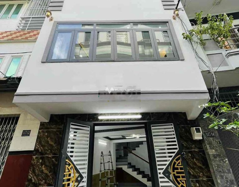 Bán nhà có diện tích rộng 45m2 vị trí thuận lợi ngay tại Phường 7, Hồ Chí Minh bán ngay với giá hợp lý 9.7 tỷ trong nhà này bao gồm 6 phòng ngủ, 3 WC-01