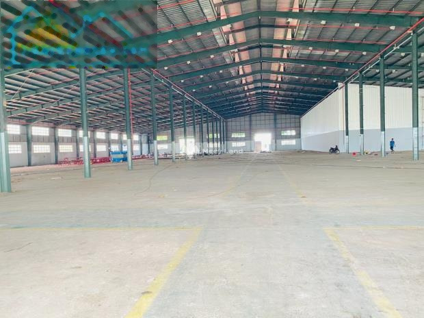 Vợ chồng tôi cần cho thuê kho bãi diện tích chung quy 6000m2 vị trí đặt ở trong Quốc Lộ 1A, Thủ Đức giá thuê cực mềm từ 470 triệu/tháng giá cực mềm-01