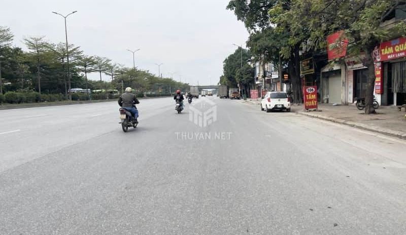 Bán 105m2 đất mặt đường QL5A - Đầu đường Nguyễn Đức Thuận - Giá chỉ 70 triệu/m2 cực tốt