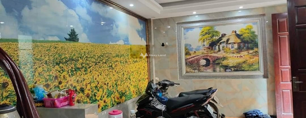 Nhà 3 PN bán nhà bán ngay với giá đề cử chỉ 3.9 tỷ diện tích gồm 33m2 mặt tiền tọa lạc ngay trên Nguyễn Hoàng Tôn, Xuân La-03