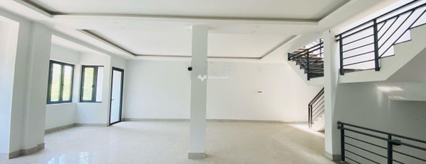 Cho thuê cặp nhà liền kề 9 mét mới hoàn thiện mặt tiền song ngữ Lạc Hồng, giá 26 triệu/tháng -03