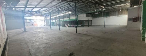 Vị trí thuận lợi gần Tân Quy, Quận 7 cho thuê kho bãi 1800m2 thuê ngay với giá chốt nhanh chỉ 200 triệu/tháng lh xem trực tiếp-02