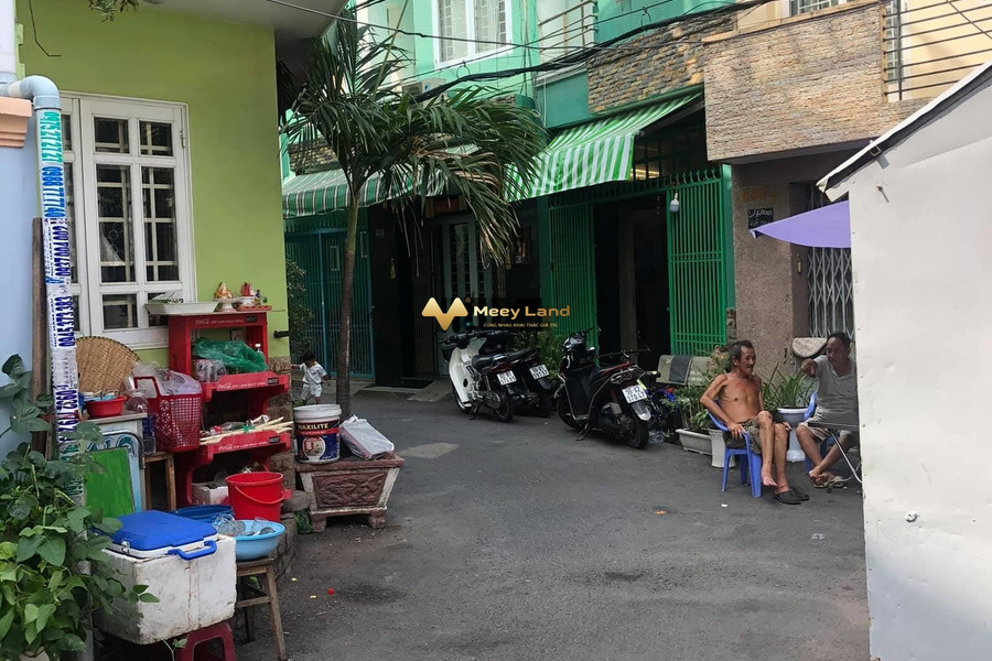 Bán nhà diện tích 64m2 tại Lò Gốm, Hồ Chí Minh-01