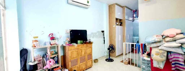 Cần Tiền Bán gấp nhà nhỏ gần chợ Nhật Tảo 3 tầng 80m2 chỉ 3tỷ5 -03