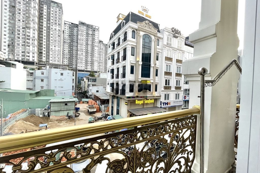 Bùi Minh Trực, Hồ Chí Minh, cho thuê chung cư thuê ngay với giá khởi đầu 4.5 triệu/tháng, trong căn hộ có tổng cộng 1 phòng ngủ, 1 WC hẻm rộng-01