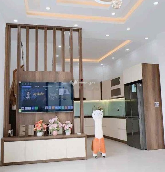 Vị trí đẹp ngay Y Wang, Đắk Lắk bán nhà bán ngay với giá đề cử chỉ 2.75 tỷ căn nhà gồm 3 phòng ngủ 2 WC-01