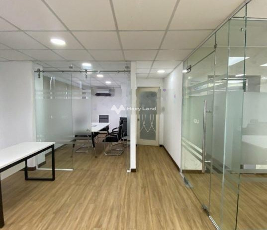 Vị trí trung tâm Trần Hưng Đạo, Quận 1 cho thuê sàn văn phòng với diện tích chuẩn 120m2