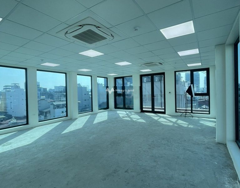 Vị trí mặt tiền tọa lạc tại Cát Linh, Đống Đa cho thuê sàn văn phòng thuê ngay với giá khoảng 14 triệu/tháng diện tích sàn là 75m2-01