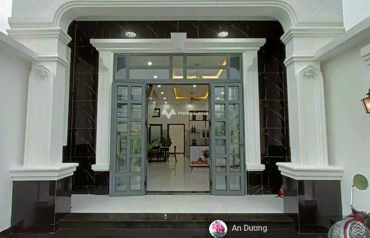 Diện tích rộng 140m2 bán nhà tọa lạc gần Trảng Bom, Đồng Nai trong ngôi nhà này gồm 3 phòng ngủ 2 WC vào ở ngay