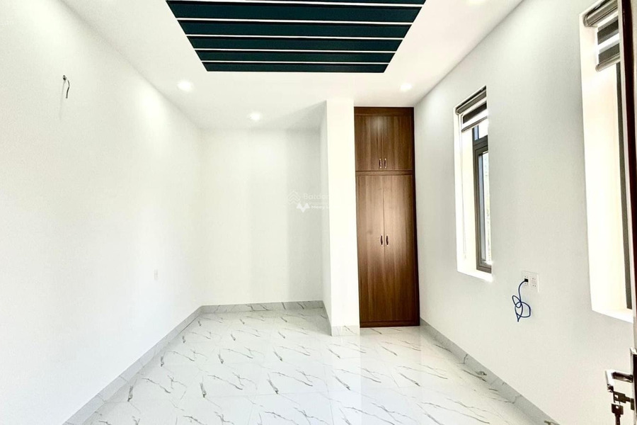 Nhà 3 tầng 2 mặt tiền mới xây tại xã Vĩnh Ngọc -01