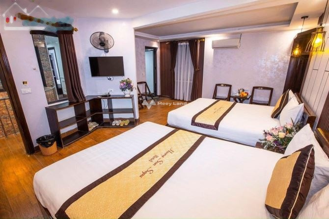 Vị trí thuận lợi tọa lạc ngay tại Thạch Sơn, Sa Pa cần bán Khách sạn diện tích khoảng là 350m2, tổng quan bao gồm 30 phòng ngủ trao đổi trực tiếp-01