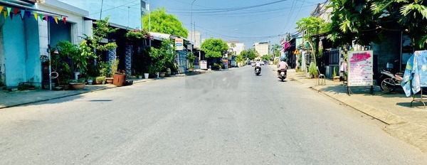 Trung tâm thị trấn Nam Phước đường QH 10.5m cạnh chợ KD sầm uất 680tr -03