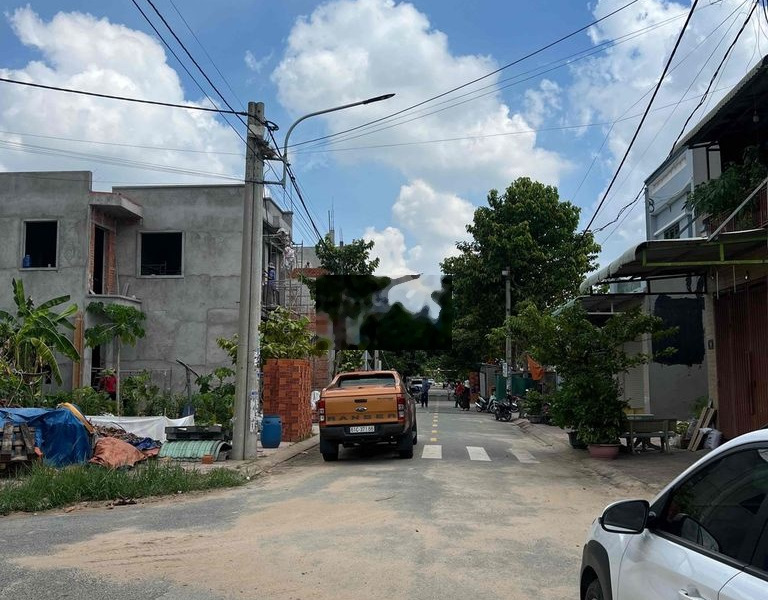 Bán cắt lỗ hơn 500tr 2 lô góc KDC Đại Quang đối diện đất xây chung cư -01