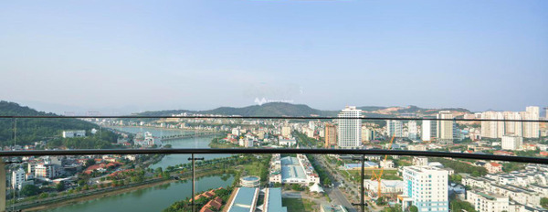 Căn hộ 2 PN, bán căn hộ hướng Tây - Bắc vị trí đặt vị trí nằm tại Hạ Long, Quảng Ninh, trong căn hộ nhìn chung gồm 2 phòng ngủ, 2 WC liên hệ chính chủ-03