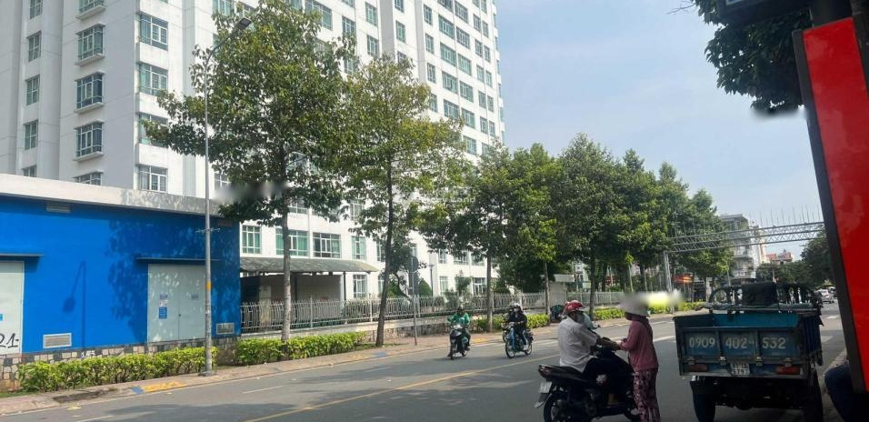 Cho thuê nhà, giá thuê khoảng 80 triệu/tháng với tổng diện tích 200m2 vị trí trung tâm Quận 8, Hồ Chí Minh