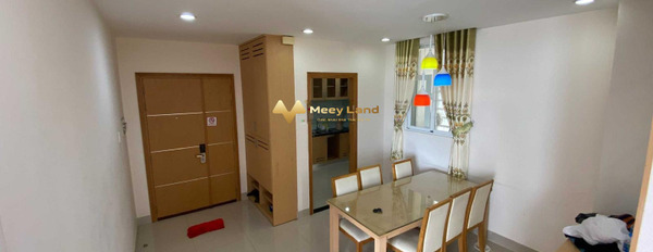 Cho thuê căn hộ có dt thực là 70 m2 vị trí đặt vị trí ở Đường Nguyễn Thị Nhỏ, Phường 15 giá siêu mềm 7 triệu/tháng, tổng quan ở trong căn hộ gồm 2 phò...-03