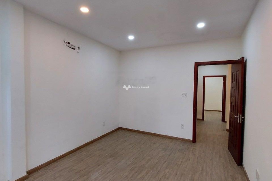 Trong căn này thì có 2 phòng ngủ, cho thuê nhà ở có một diện tích sàn 53m2 giá thuê ngạc nhiên chỉ 9 triệu/tháng nằm tại Tây Thạnh, Tân Phú-01
