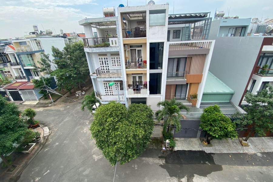 Căn nhà có tất cả 4 PN bán nhà bán ngay với giá đặc biệt từ 11.8 tỷ có diện tích chính 90.2m2 mặt tiền tọa lạc ngay Bình Thạnh, Hồ Chí Minh-01