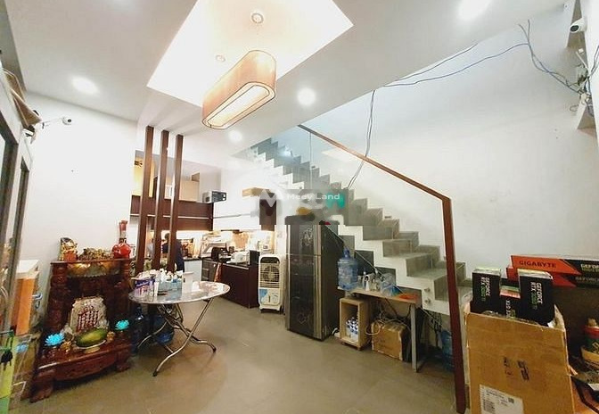 Nhà có 3 PN bán nhà ở có diện tích rộng 72m2 giá bán chính chủ 1.2 tỷ vị trí ngay tại Thủ Đức, Hồ Chí Minh