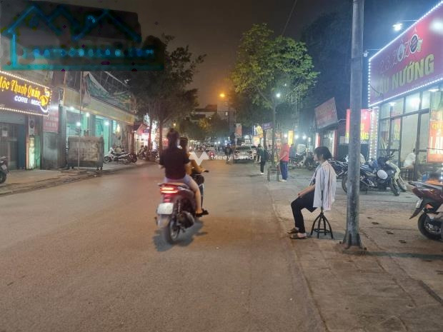 Bán nhà diện tích 100m2 ở trung tâm Gia Lâm, Hà Nội-01