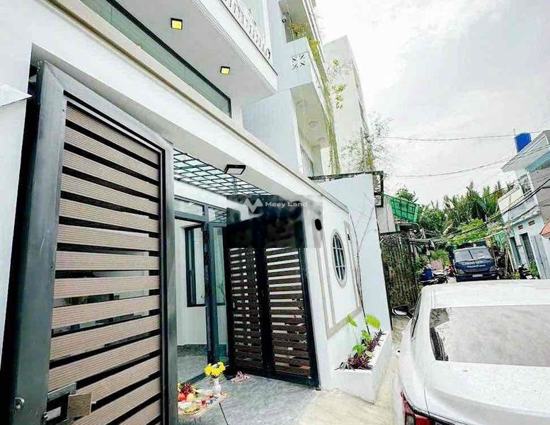 Tại Huỳnh Tấn Phát, Bình Thuận bán nhà giá bán cực sốc chỉ 8.3 tỷ nhà nhìn chung gồm 3 phòng ngủ 3 WC-01