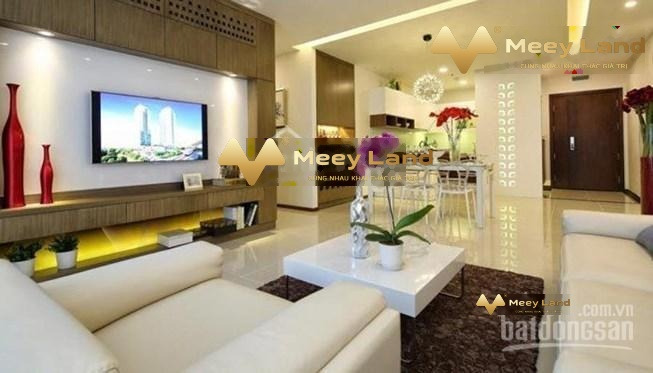 Giá 3.1 tỷ, bán chung cư có diện tích 105m2 nằm ngay Phường Hòa Thạnh, Quận Tân Phú, trong căn hộ này gồm 3 phòng ngủ, 2 WC khu vực đông đúc-01