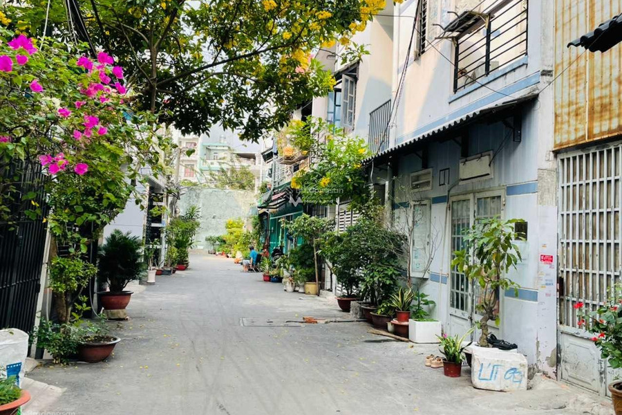 Diện tích 70m2 bán nhà ở vị trí đẹp Đường Số 20, Hồ Chí Minh liên hệ chính chủ-01