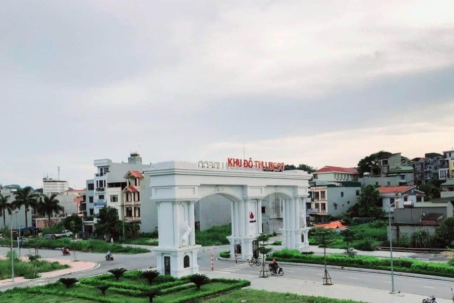 Cần bán đất thành phố Hạ Long, Quảng Ninh, giá 2,4 tỷ-01